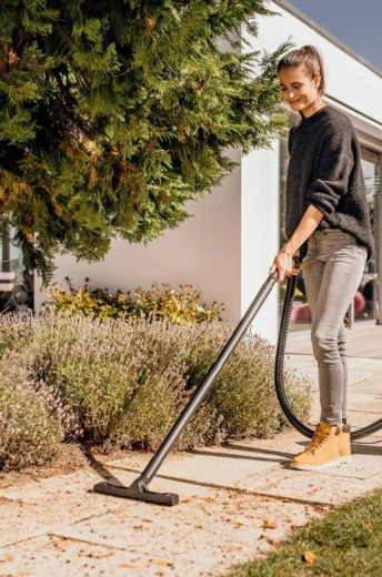 Funcție de suflare pentru murdărie în locuri greu accesibile