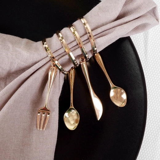 Fixare fermă a șervețelelor și asortare ușoară