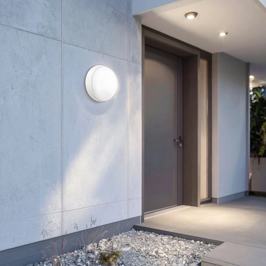 Construcție rezistentă pentru utilizare în exterior (IP65)