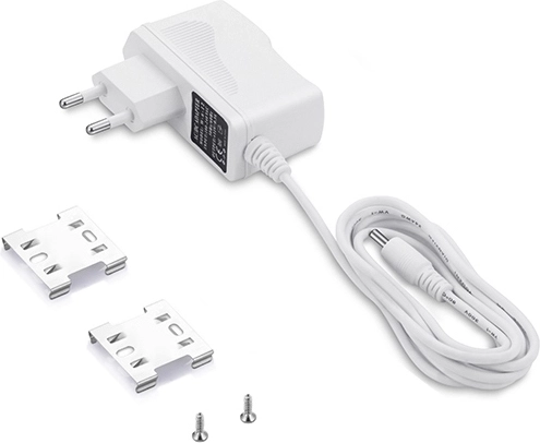 Adaptor de alimentare și accesorii de montaj în pachet