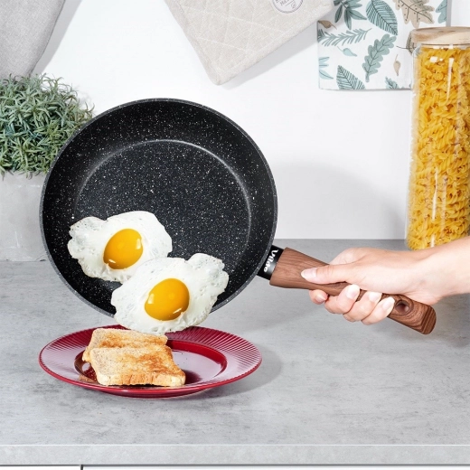 Suprafață din granit antiaderent pentru gătit sănătos