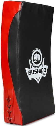 Pad de antrenament DBX BUSHIDO T75 – scut mare curbat pentru lovituri 75 × 35 × 16 cm