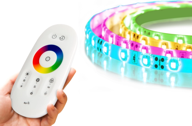 Bandă LED RGB MagicControl 5 m cu telecomandă tactilă și protecție IP65