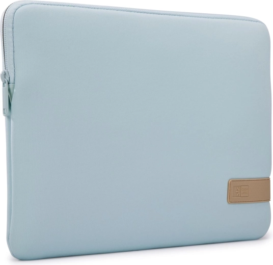Husă Case Logic Reflect pentru MacBook 14" gentle blue