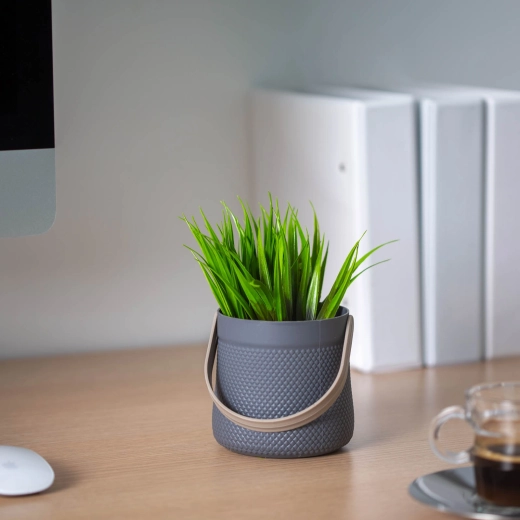 Plantă artificială în coș decorativ 11 × 18 cm - 1 bucată