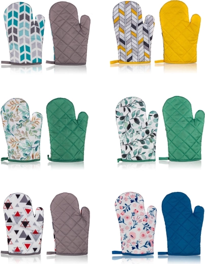 Mănuși de bucătărie BASIC cu agățătoare, poliester, 27 × 17 cm, set 2 buc., mix de motive