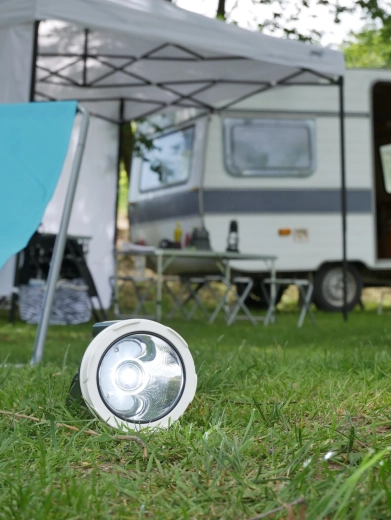 Lanternă LED reîncărcabilă cu USB‑C și lumină laterală COB 400 lm