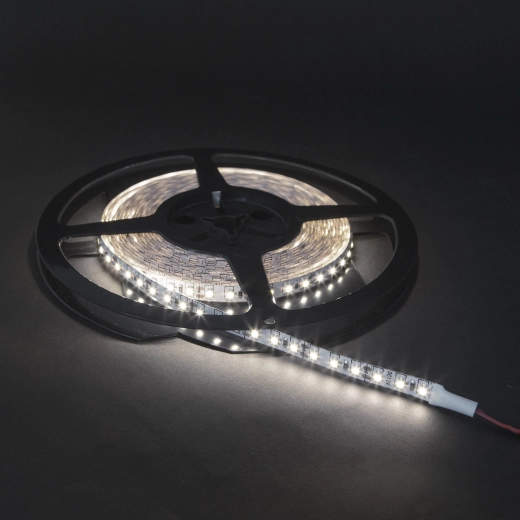 Bandă LED cu lumină albă rece 5 m