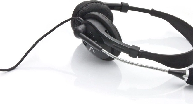 Căști stereo cu microfon și control al volumului