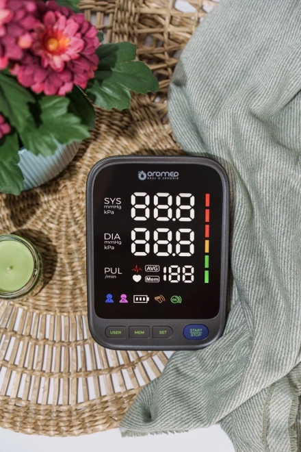 Tensiometru electronic cu bandă pentru braț OROMED