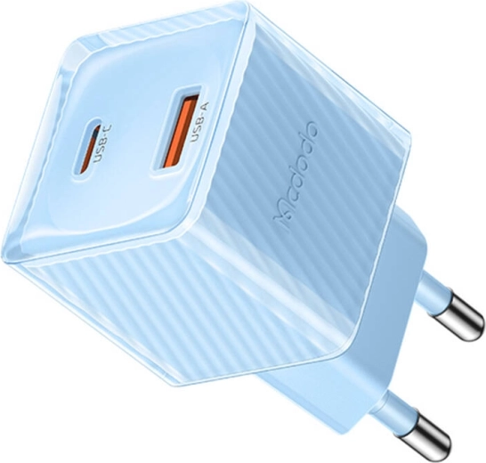 Două porturi pentru două dispozitive simultan