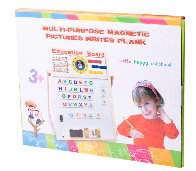 Accesorii bogate pentru joc creativ