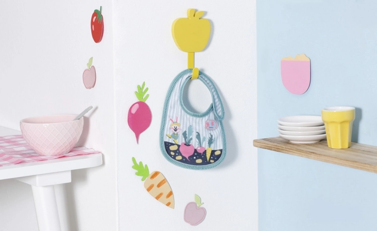 Protecția hăinuțelor păpușii la hrănire