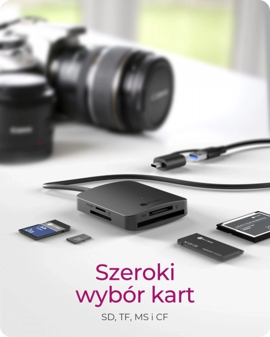 Cititor carduri 4 în 1 cu USB Type-C și Type-A