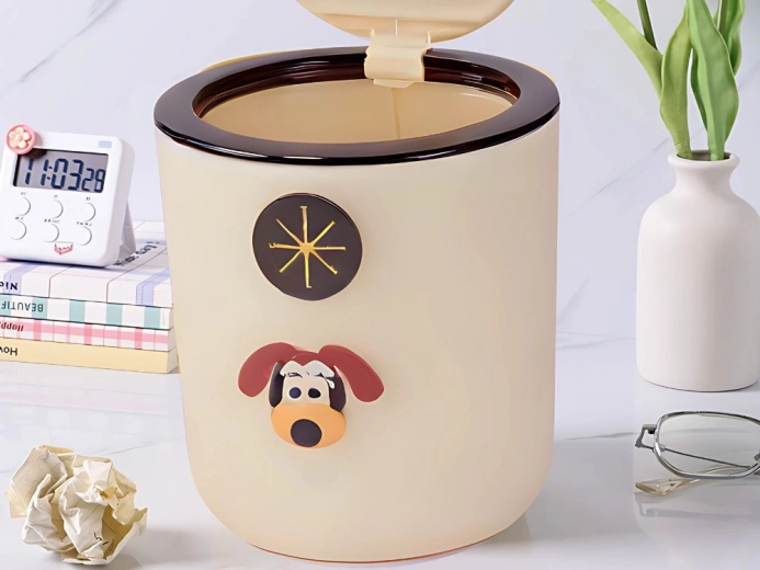 Curățenie fără dezordine datorită suportului pentru pungi