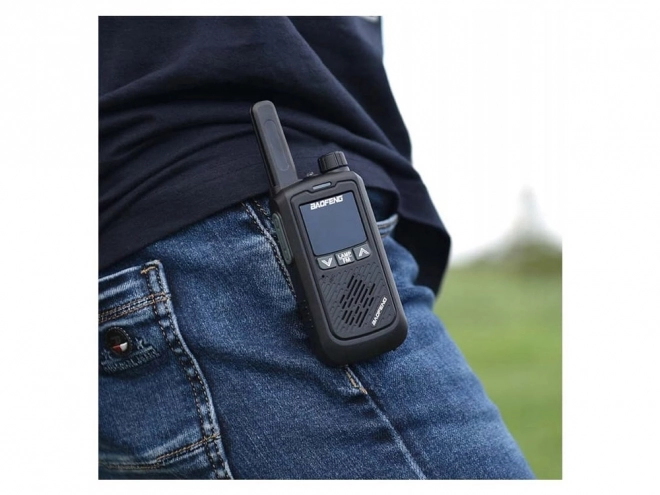 Set walkie-talkie Baofeng BF-T17 cu lanternă
