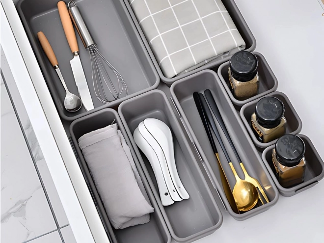 Set de organizatoare din plastic pentru obiecte mici