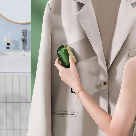 Curățare rapidă a hainelor și tapițeriei