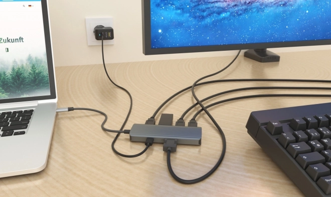 Stație de andocare 6 în 1 cu HDMI și USB