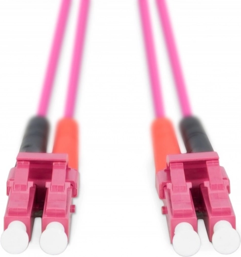 Transfer rapid și fiabil datorită OM4