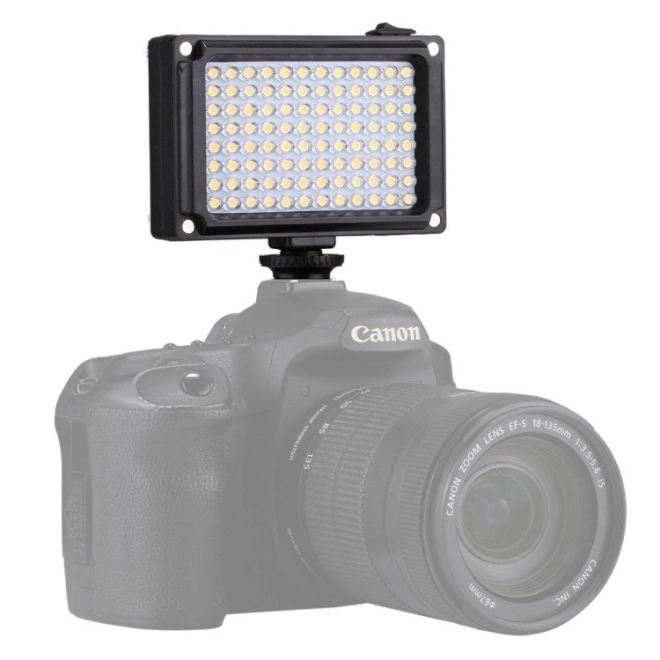 Luminozitate puternică și uniformă 860 lm