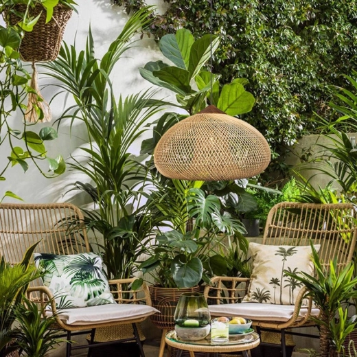 Se potrivește stilului natural și modern