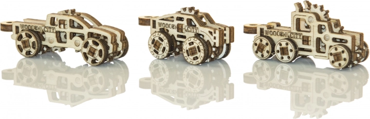 Trei vehicule diferite