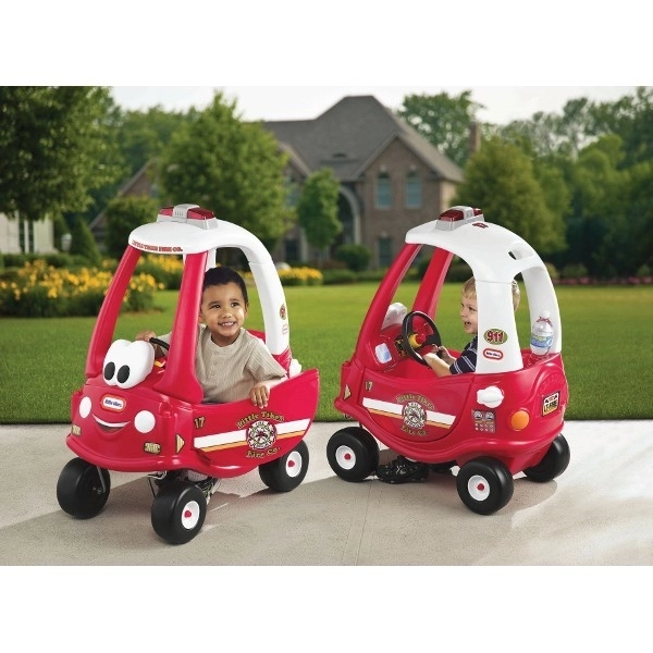 Mașinuță de pompieri cu pedale Little Tikes Cozy