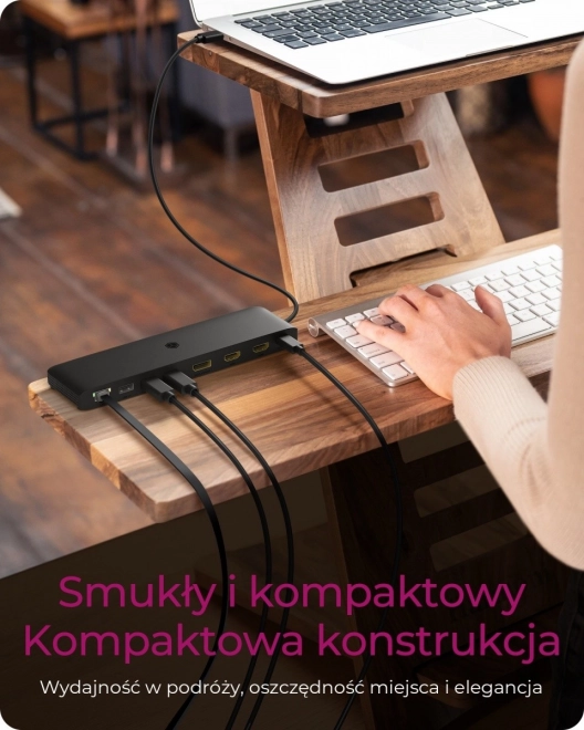 Stație de andocare USB-C cu ieșire video triplu