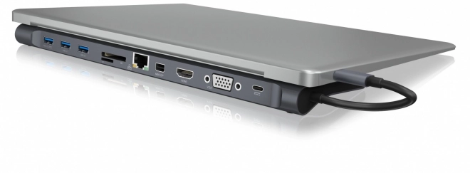 Stație de andocare USB Type-C cu trei ieșiri video