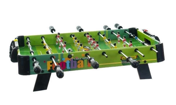 Joc de fotbal de masă cu tije metalice și contor