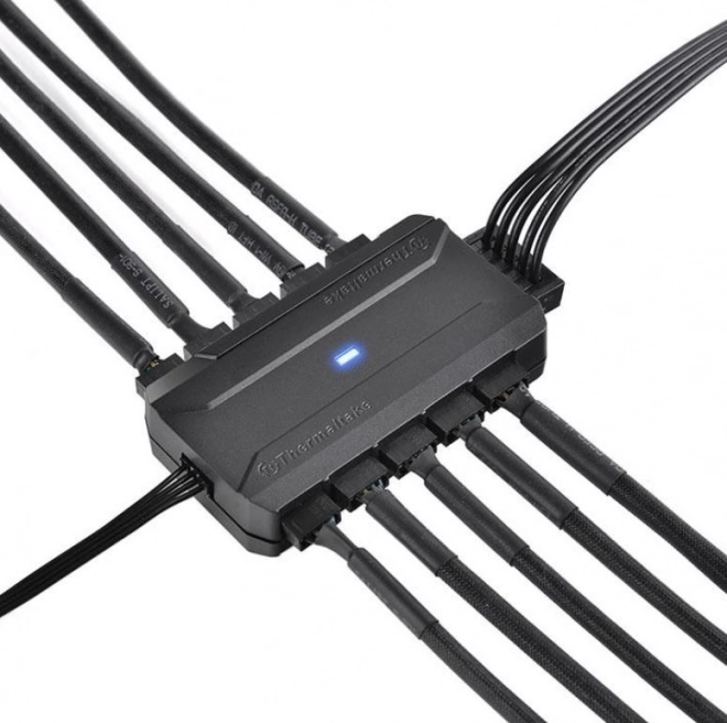 Hub 10 porturi pentru ventilatoare PWM