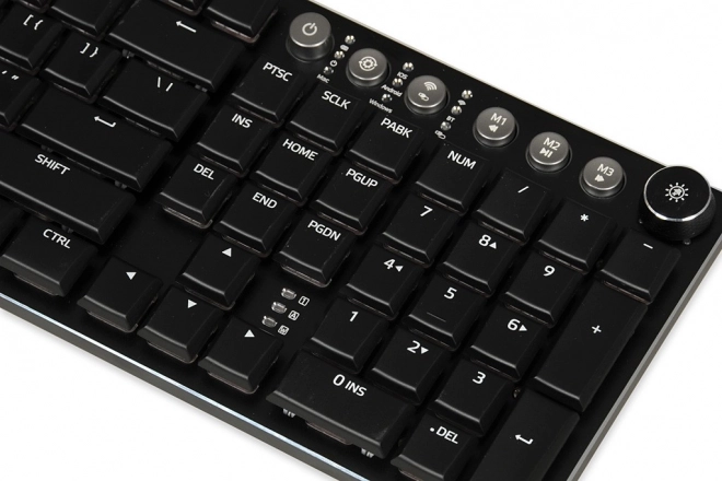 Tastatura mecanică de gaming Aurora
