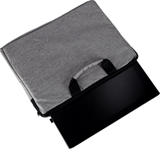 Buzunar exterior practic