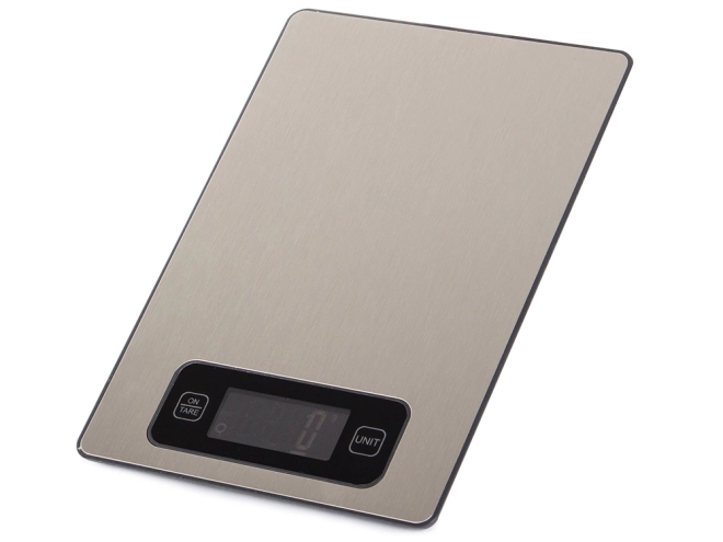 Cântărire precisă până la 5 kg cu gradație de 1 g