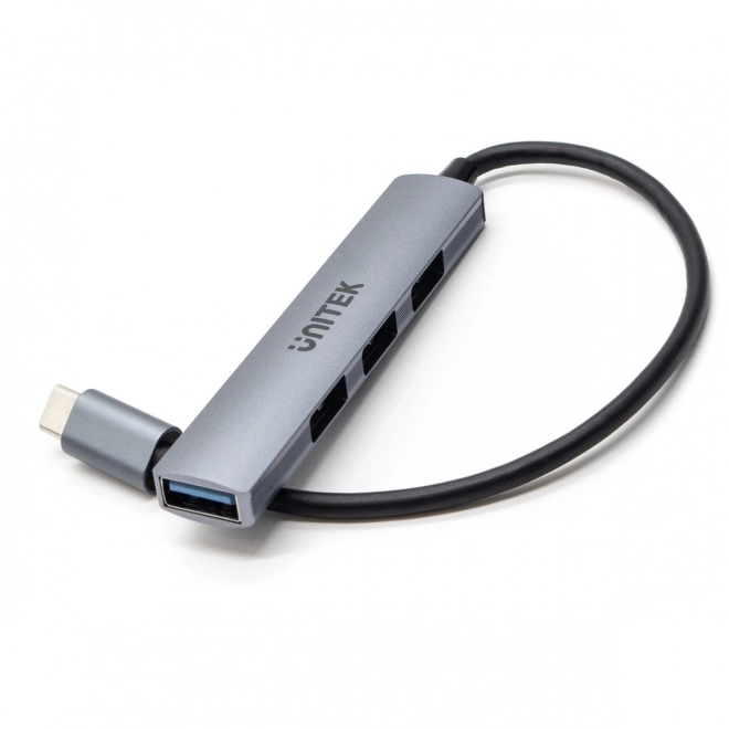 Hub USB-C cu 4 porturi suplimentare USB