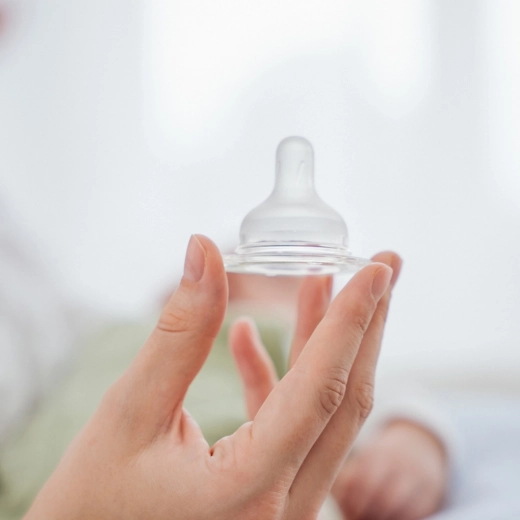 Tetină moale din silicon ca la sân