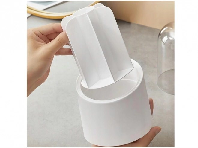 Organizator rotativ pentru cosmetice cu capac