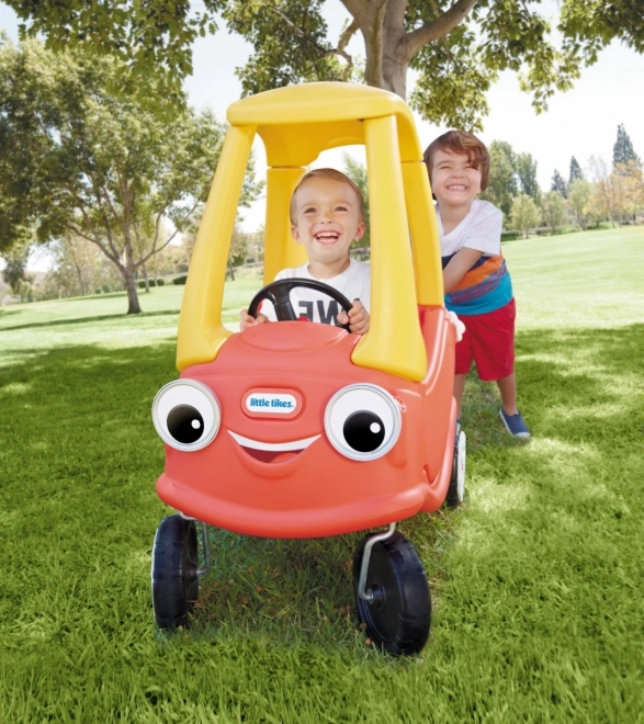 Mașină de jucărie Cozy Coupe cu ochi noi