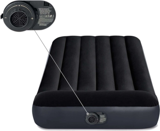 Pompă electrică integrată – o umflați în câteva minute