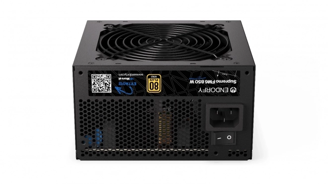 Zasilator modular Supremo de 850W cu certificat 80 Plus Gold