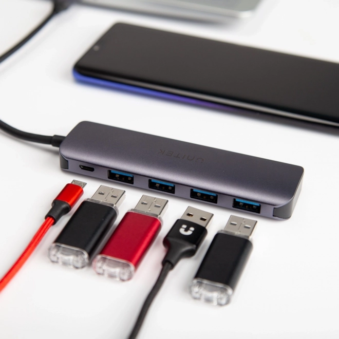 Hub USB 4x USB 3.1 Gen1 microUSB alimentare