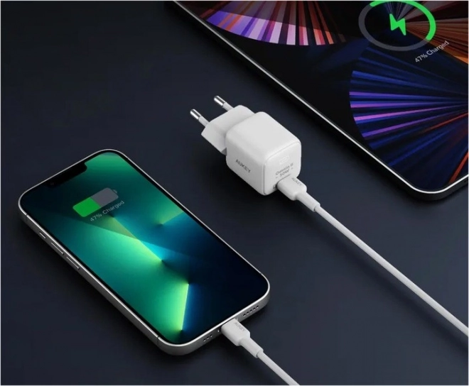 Încărcător compact USB-C Power Delivery 30W