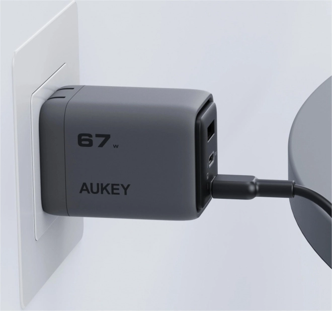 Încărcător de perete ultrarapid Aukey PA-C3 Comet Mix 3 GaN 67 W 3x USB (2x USB-C și 1x USB-A)
