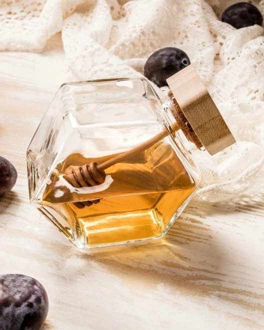 Borcan hexagonal pentru miere cu linguriță de lemn