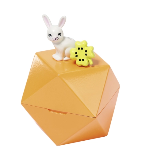 Surpriză în ambalaj în formă de diamant