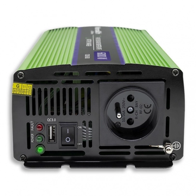 Invertor de tensiune pentru încărcare baterii și UPS 300/600W Qoltec
