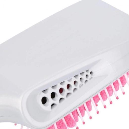 Combinația de pieptănare și uscare