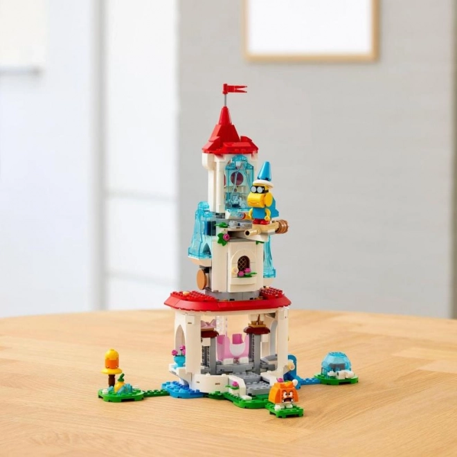 LEGO Super Mario Pisica Peach și Turnul Înghețat set de extindere