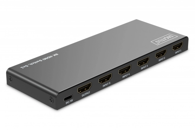 Switch HDMI 8K cu 5 intrări și o ieșire, control prin telecomandă
